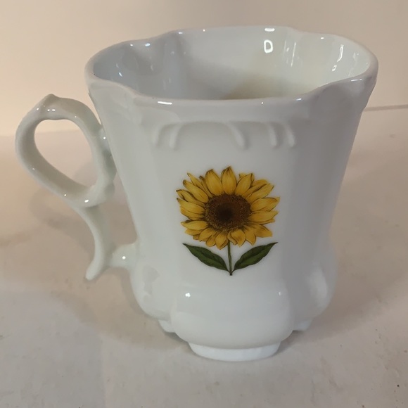 Sunflower Bone China Coffee/Tea Cup - Picture 2 of 4